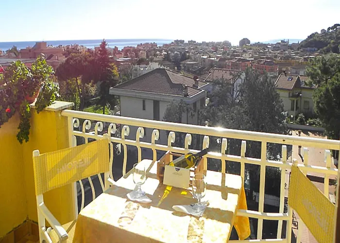 In Διαμέρισμα Pietra Ligure